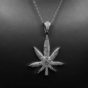 Pendentif feuille de marijuana en argent SP056