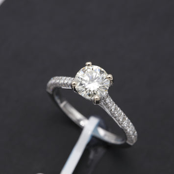 18K Bague en Or avec Diamond
