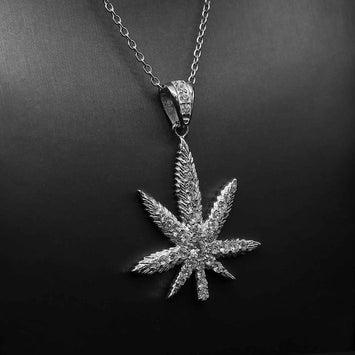 Pendentif feuille de marijuana en argent SP056