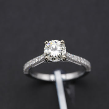 18K Bague en Or avec Diamond