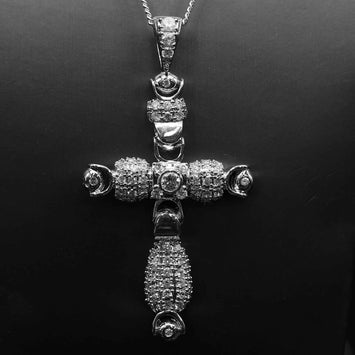 Pendentif croix en argent SP036