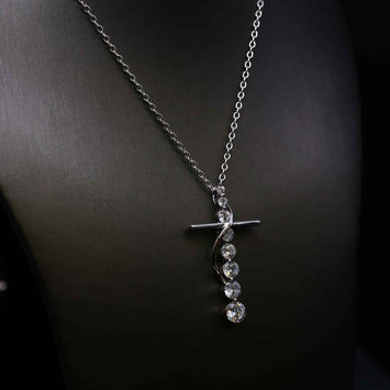 Pendentif croix en argent SP032